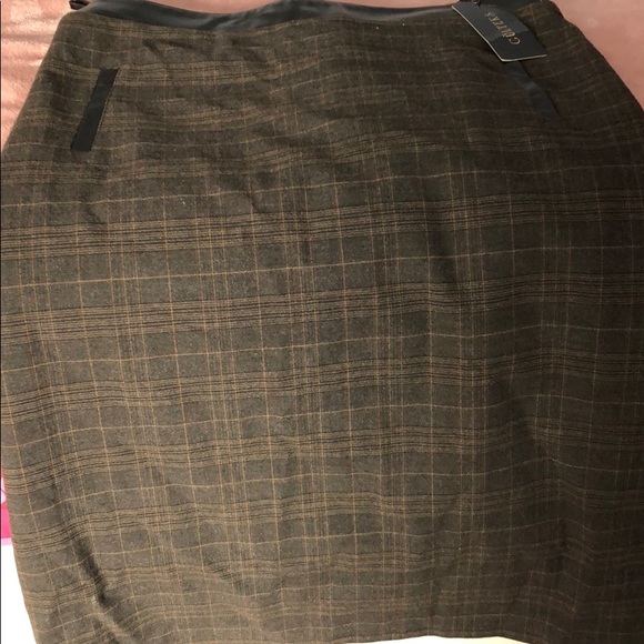 Strips skirt - Picture 2 of 3